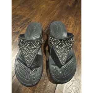 Dual Crocs  Embellished Flip Flop Women's Size 8 Black Sandals Wedge